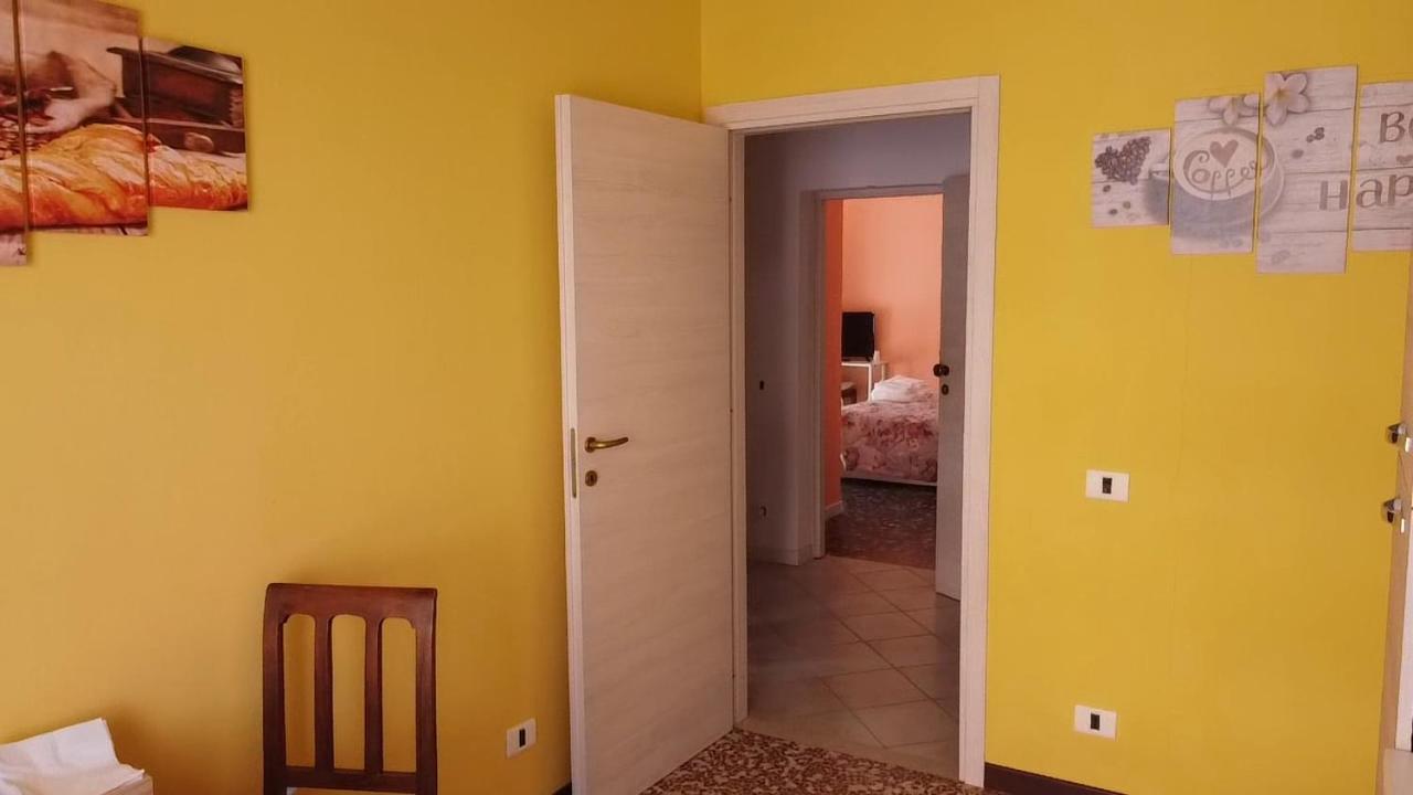 Andrea Affittacamere E B&B Solignano Nuovo Exterior foto