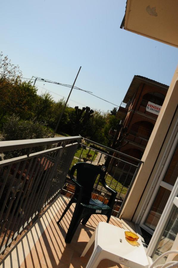 Andrea Affittacamere E B&B Solignano Nuovo Exterior foto