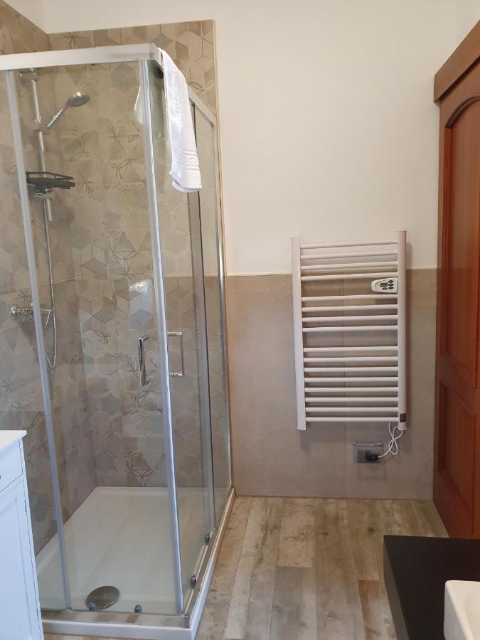 Andrea Affittacamere E B&B Solignano Nuovo Exterior foto
